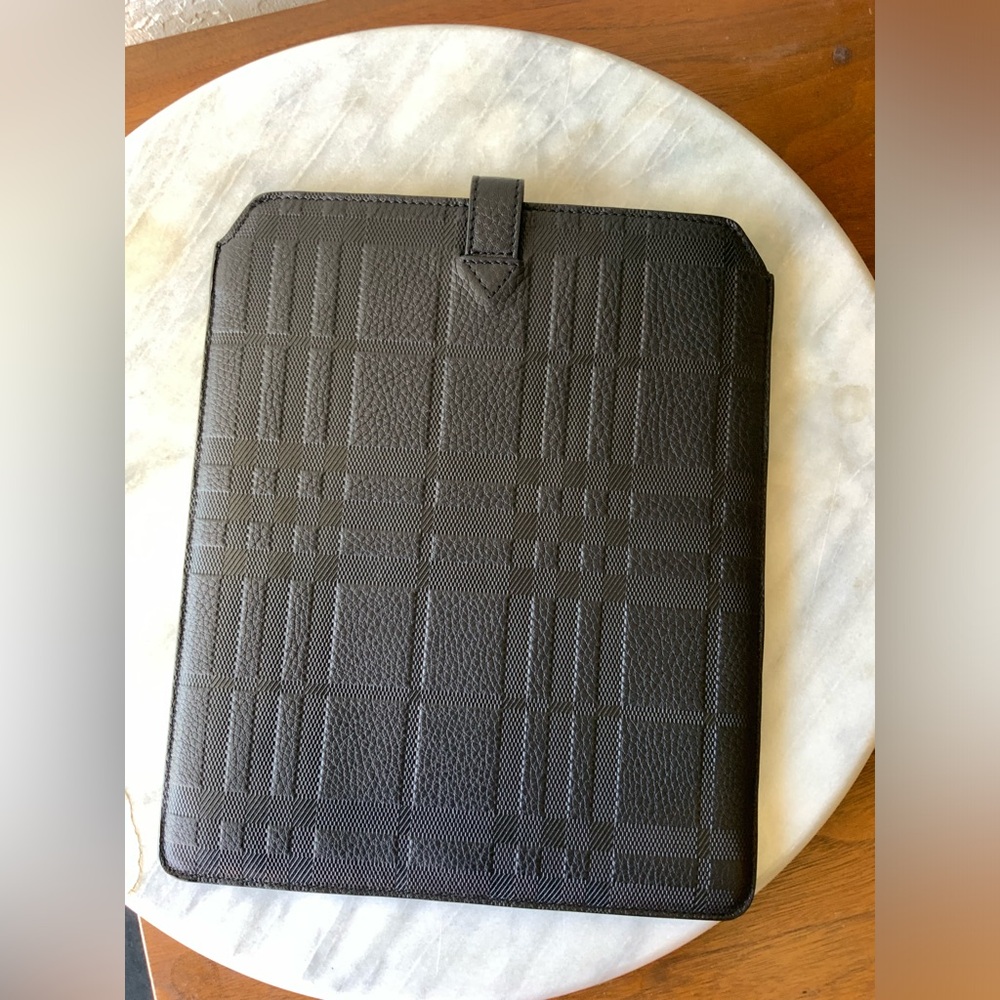 BURBERRY tablet case - Picture 2 of 11